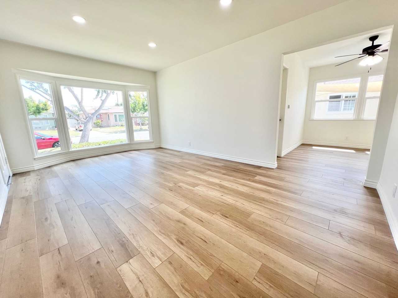 4637 Josie Ave - Photo 2 of 35