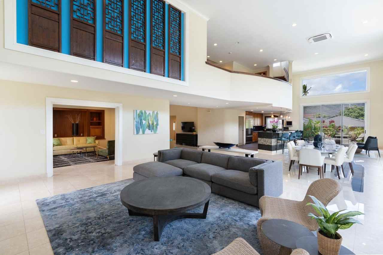 260 Portlock Rd - Photo 6 of 26