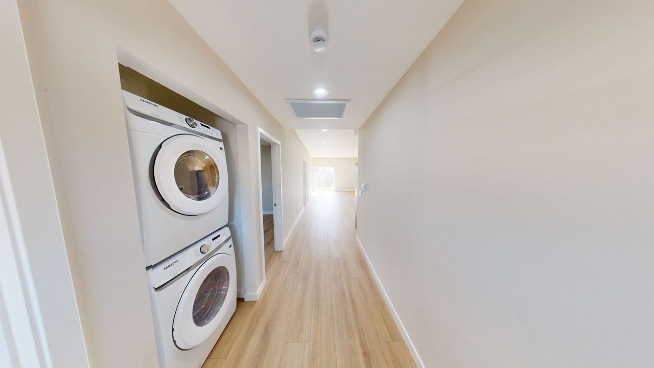 5635 Dorothy Way - Photo 7 of 21
