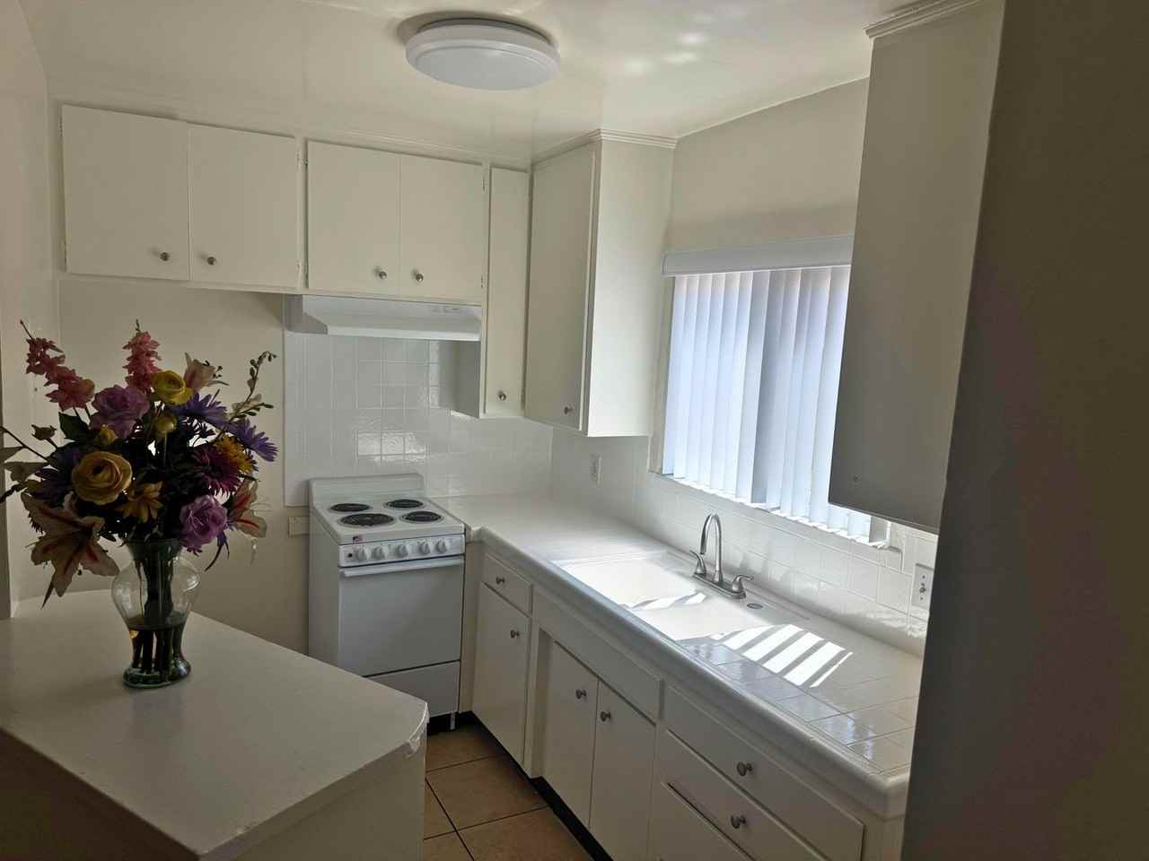 7817 Reseda Boulevard - Photo 2 of 9