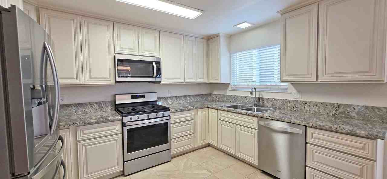 1430 V Street - Photo 2 of 43