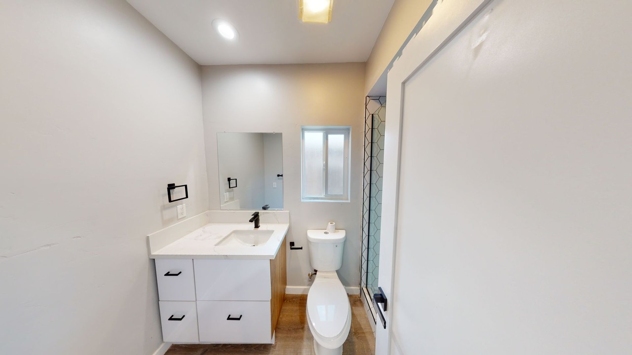 5667 Mary Lane Dr - Photo 5 of 21