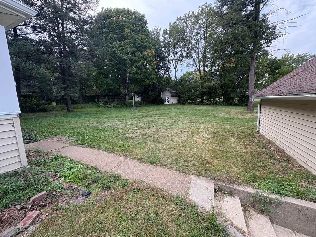 266 Prospect Blvd - Photo 3 of 19