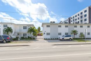 3162-3170 SW - Photo 1 of 1
