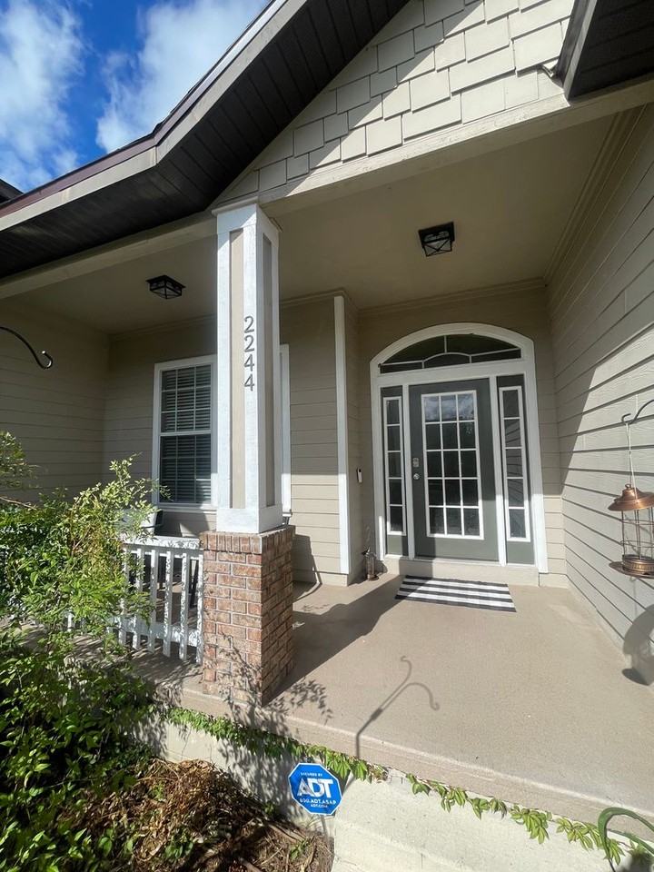 2244 Nw 101st St - Photo 2 of 27