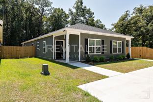 129 Harris Ave - Photo 1 of 1