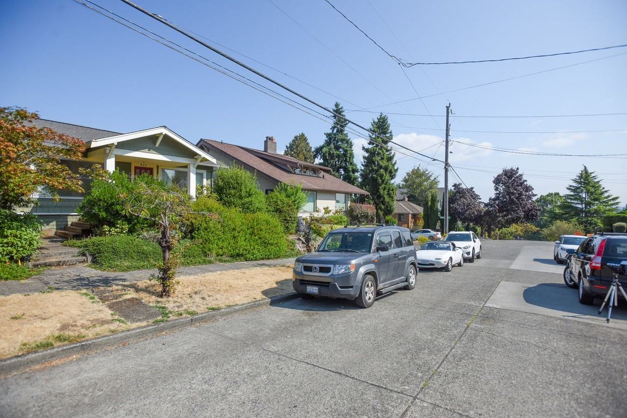 422 N 63rd St - Photo 2 of 13