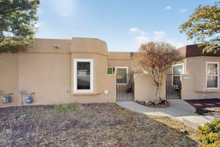 405 Zena Lona St Ne #C - Photo 1 of 1