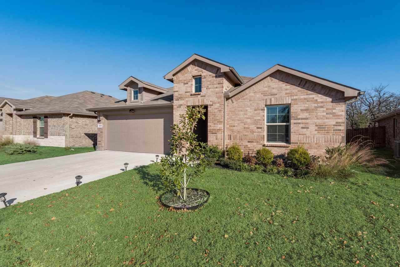 208 Abingdon St - Photo 2 of 20