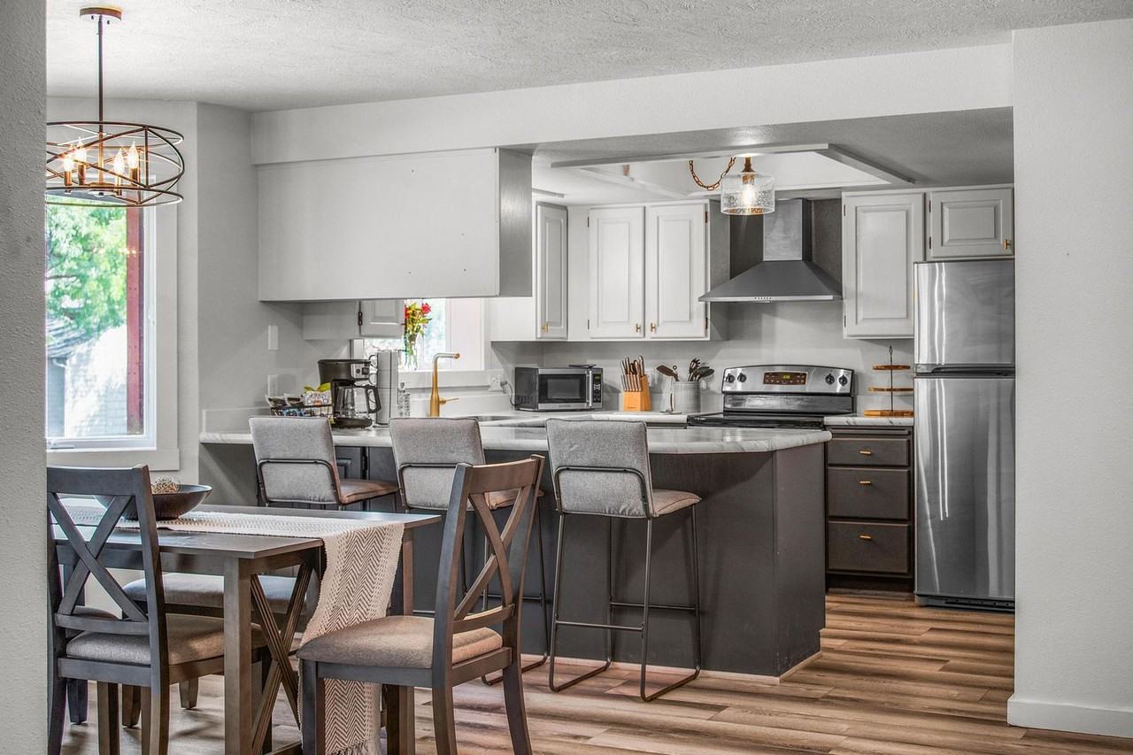 521 Stierman Way - Photo 6 of 15