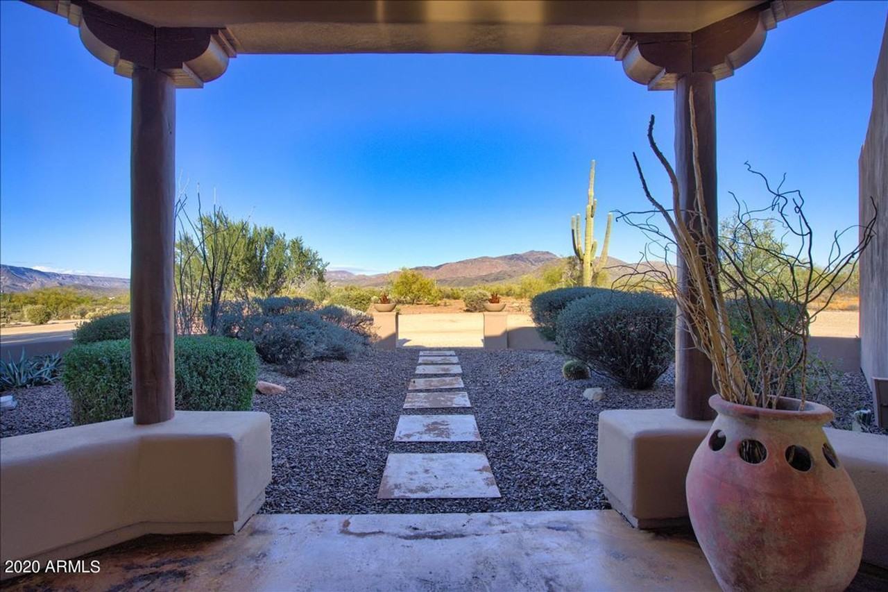 6789 E Saber Rd - Photo 3 of 33