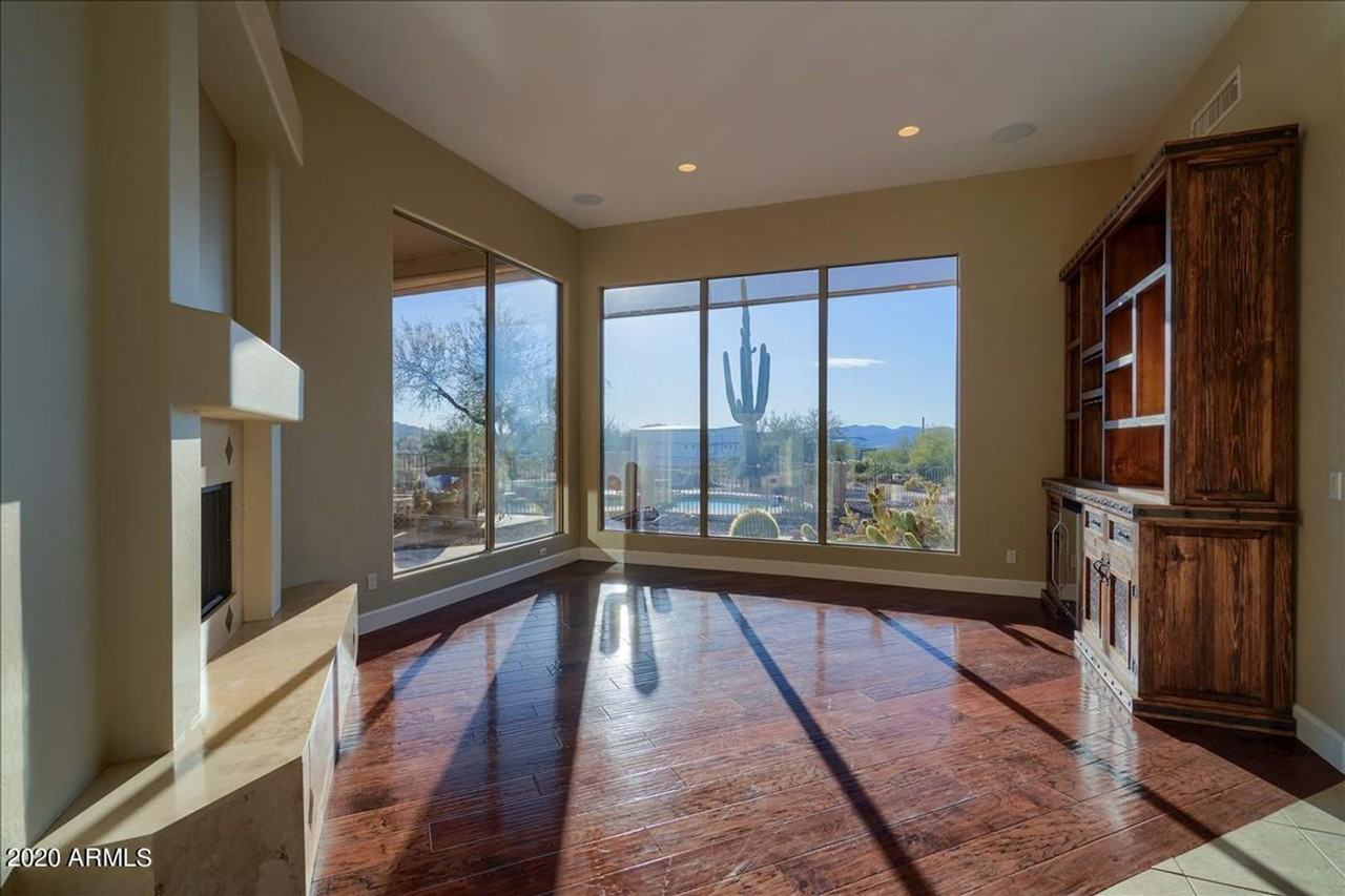 6789 E Saber Rd - Photo 6 of 33