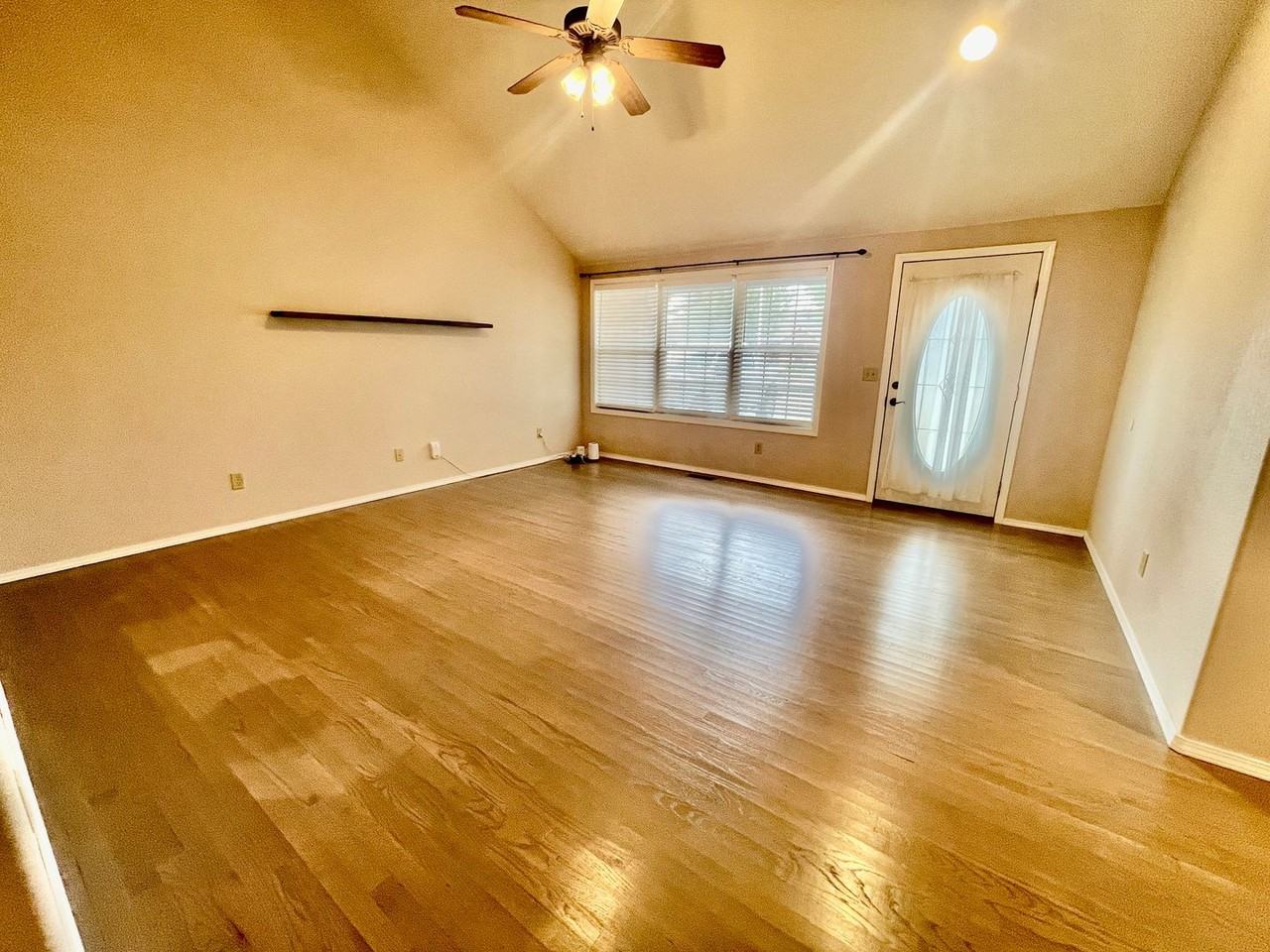 1233 O'gorman Court - Photo 3 of 21