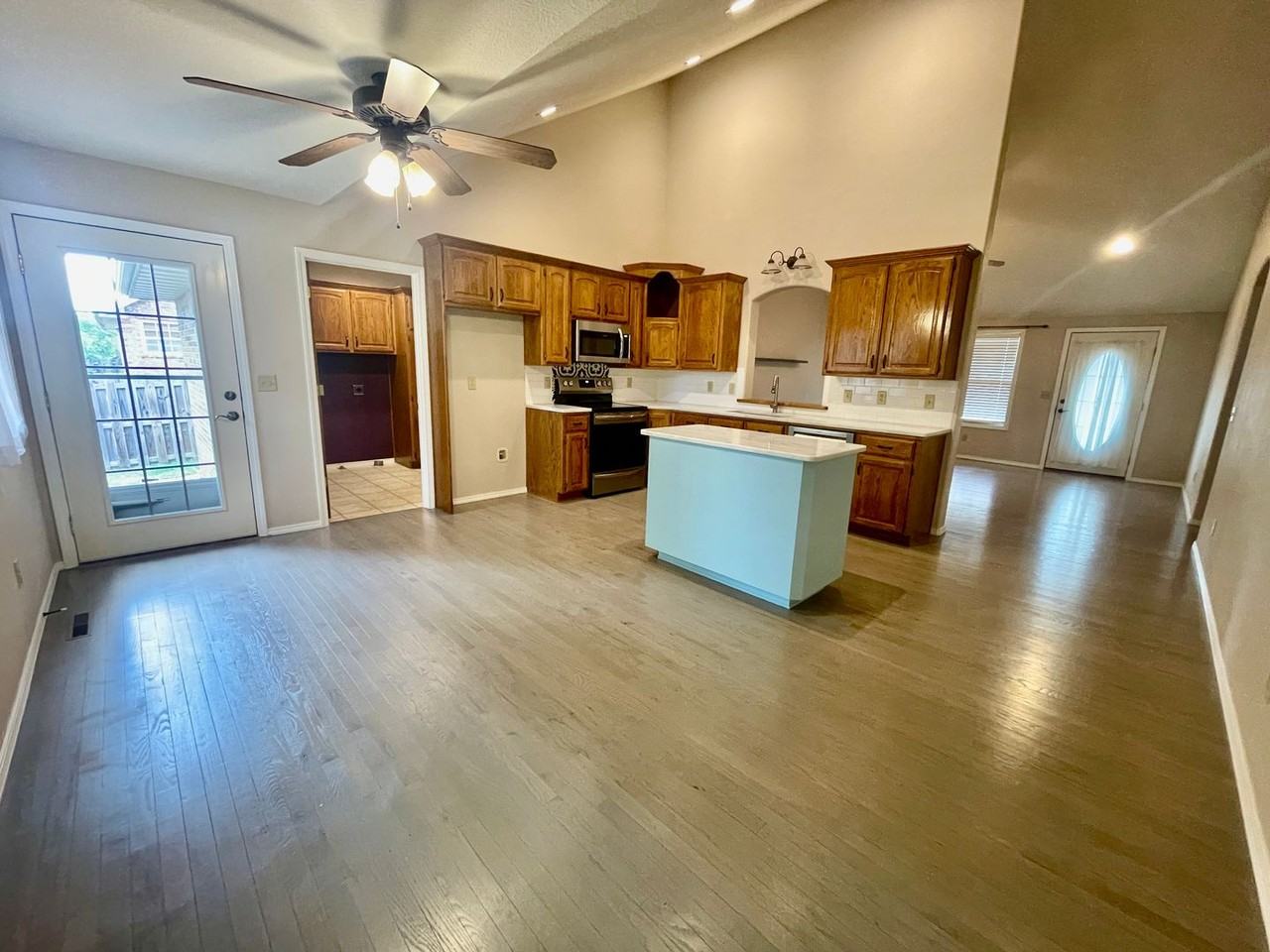 1233 O'gorman Court - Photo 5 of 21