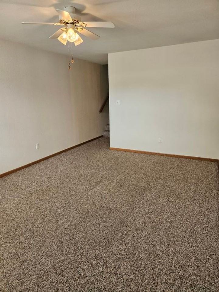 Willow Vale Estates Portfolio - Photo 3 of 26