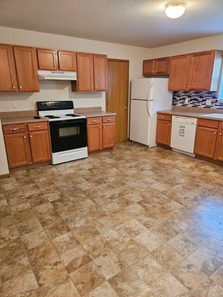 Willow Vale Estates Portfolio - Photo 5 of 26