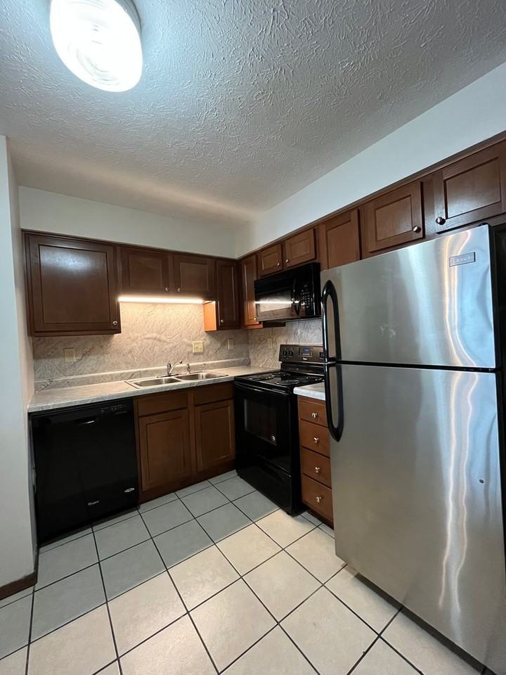 422 South Grant Street - Photo 6 of 20