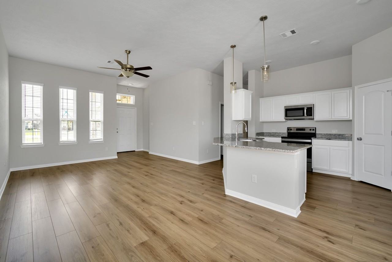 298 Brocks Ln - Photo 4 of 45