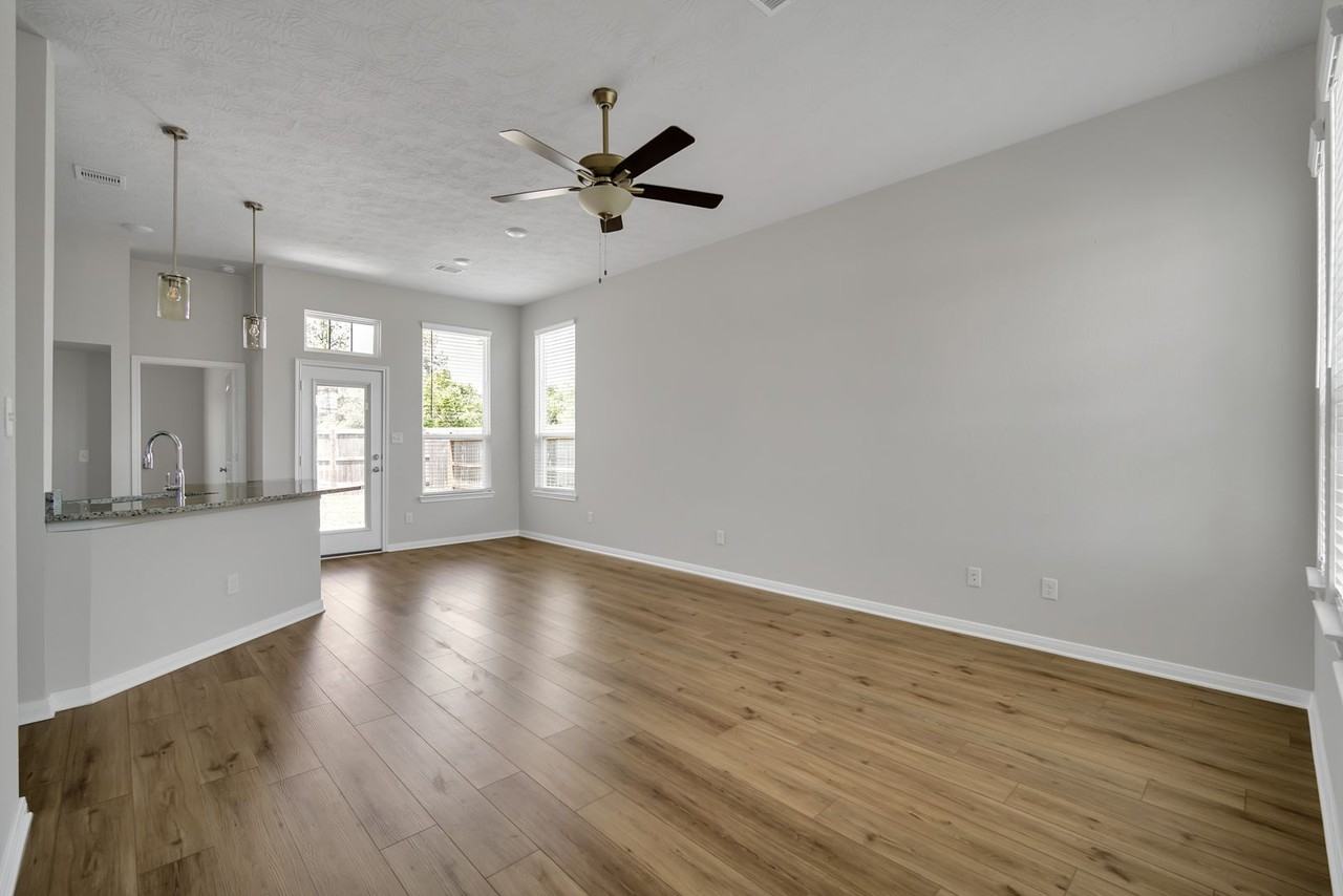 298 Brocks Ln - Photo 7 of 45