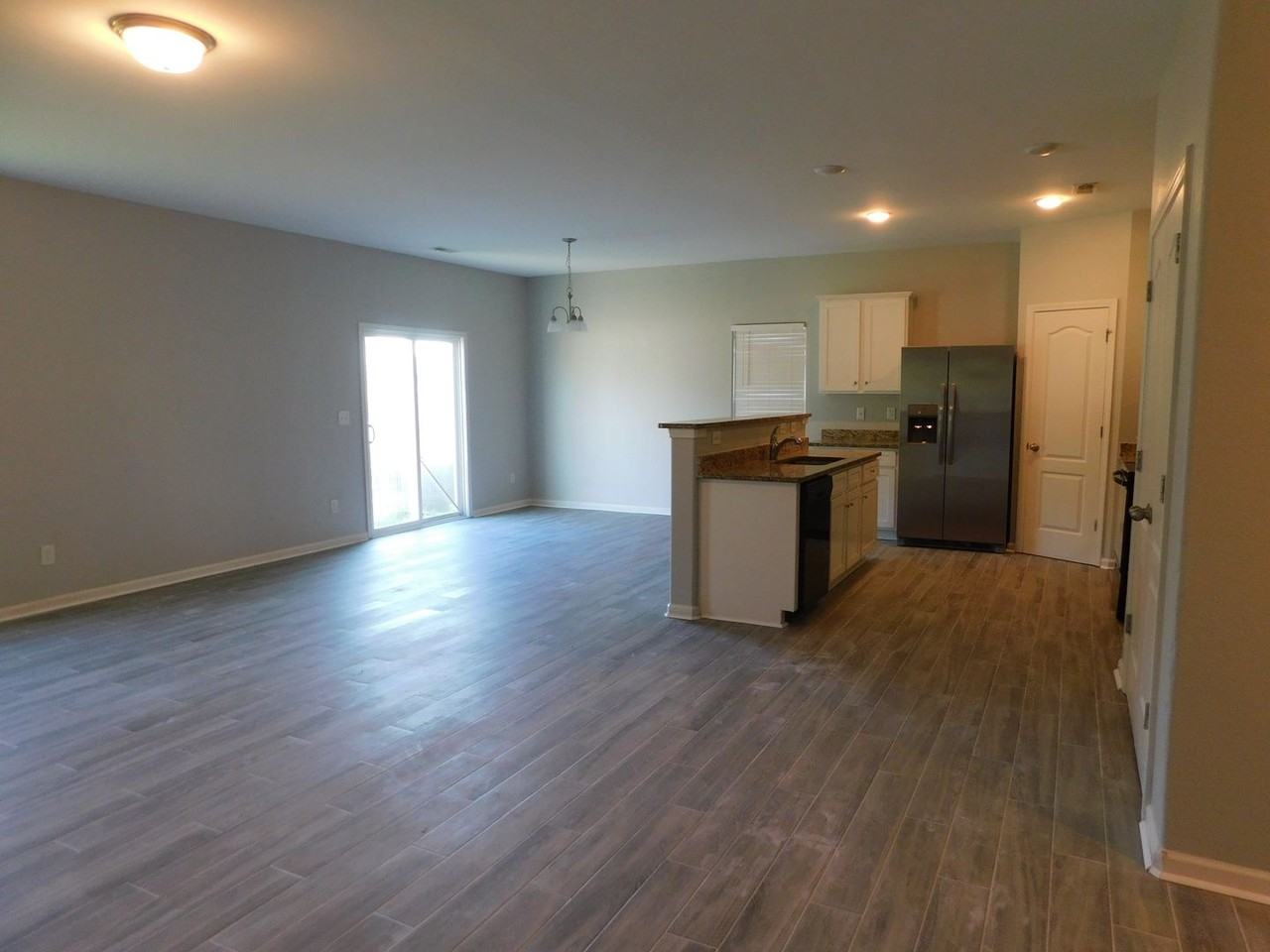 6036 Loy Ct - Photo 3 of 30