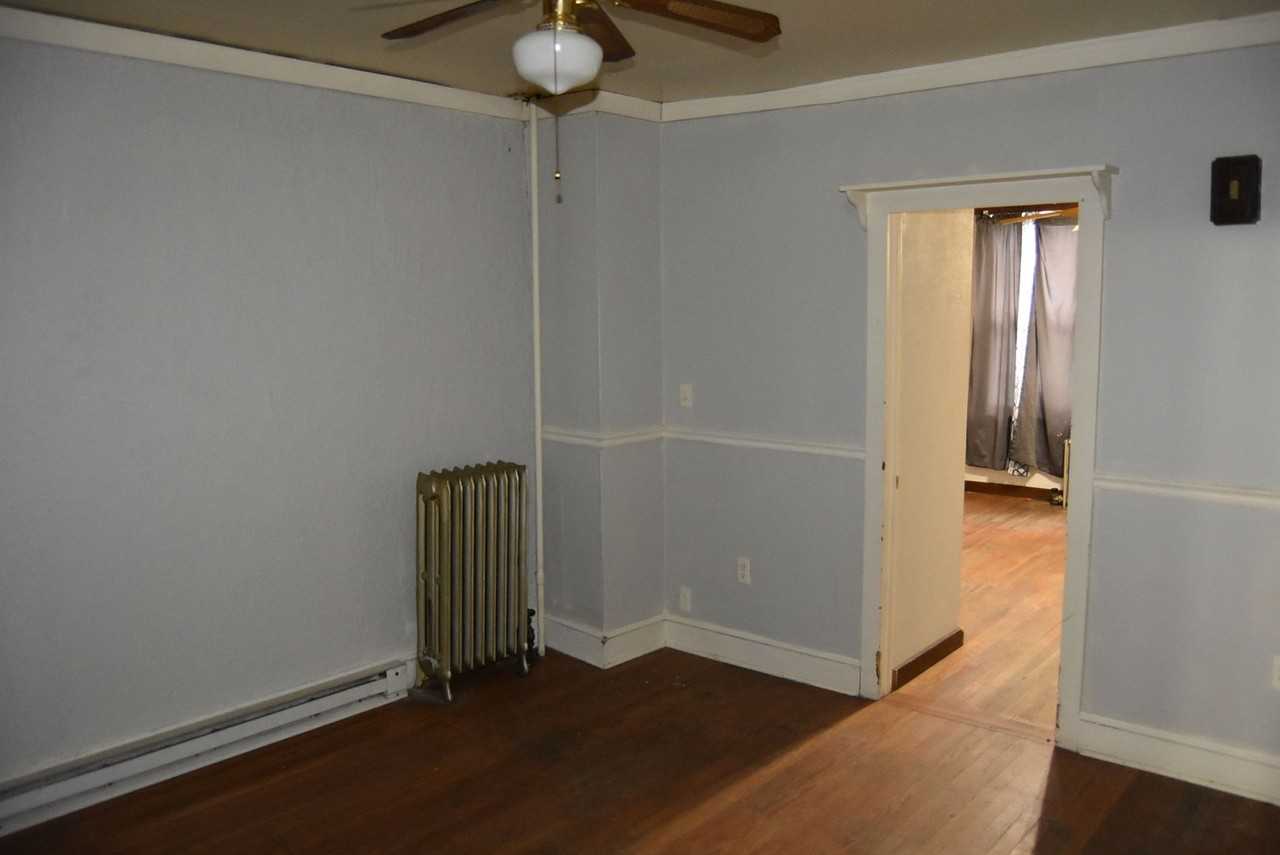 719 West Philadelphia Street - Photo 3 of 9