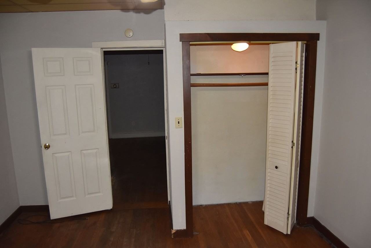 719 West Philadelphia Street - Photo 6 of 9