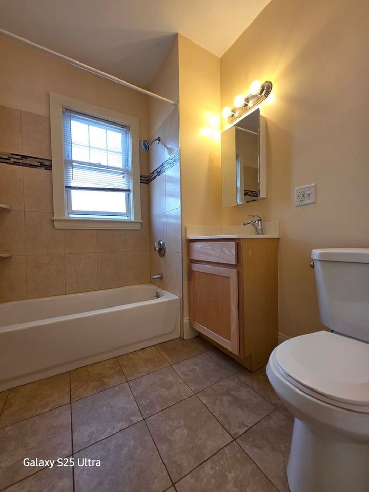71 Brooks St - Photo 6 of 31