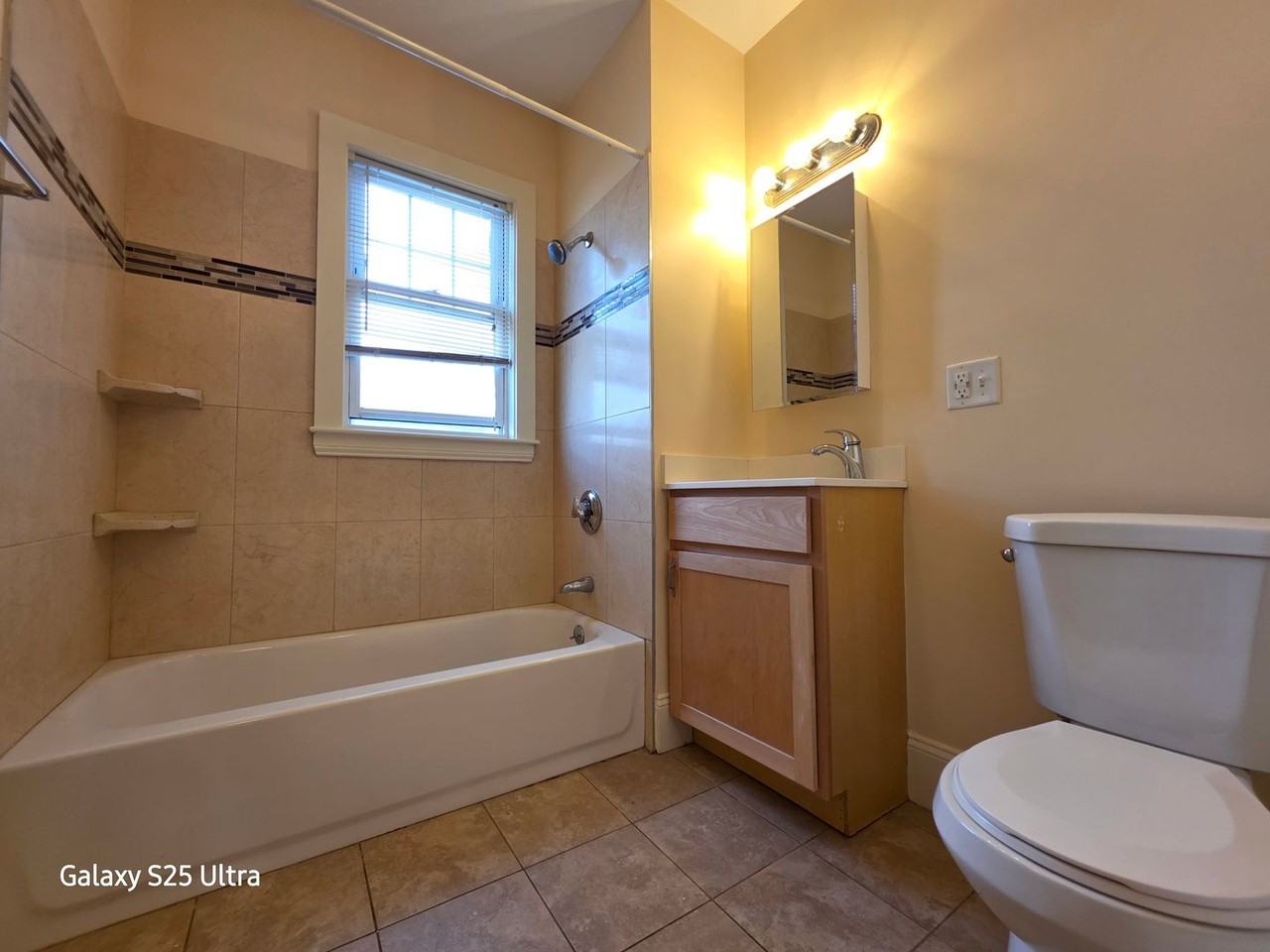 71 Brooks St - Photo 7 of 31