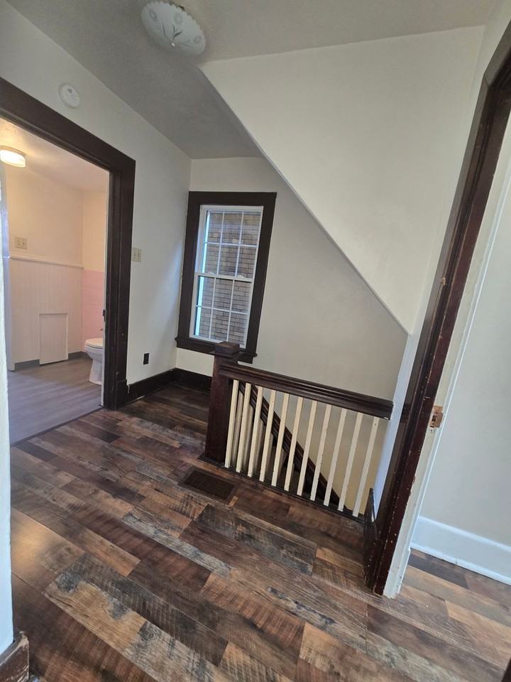 37 Walnut St - Photo 2 of 14