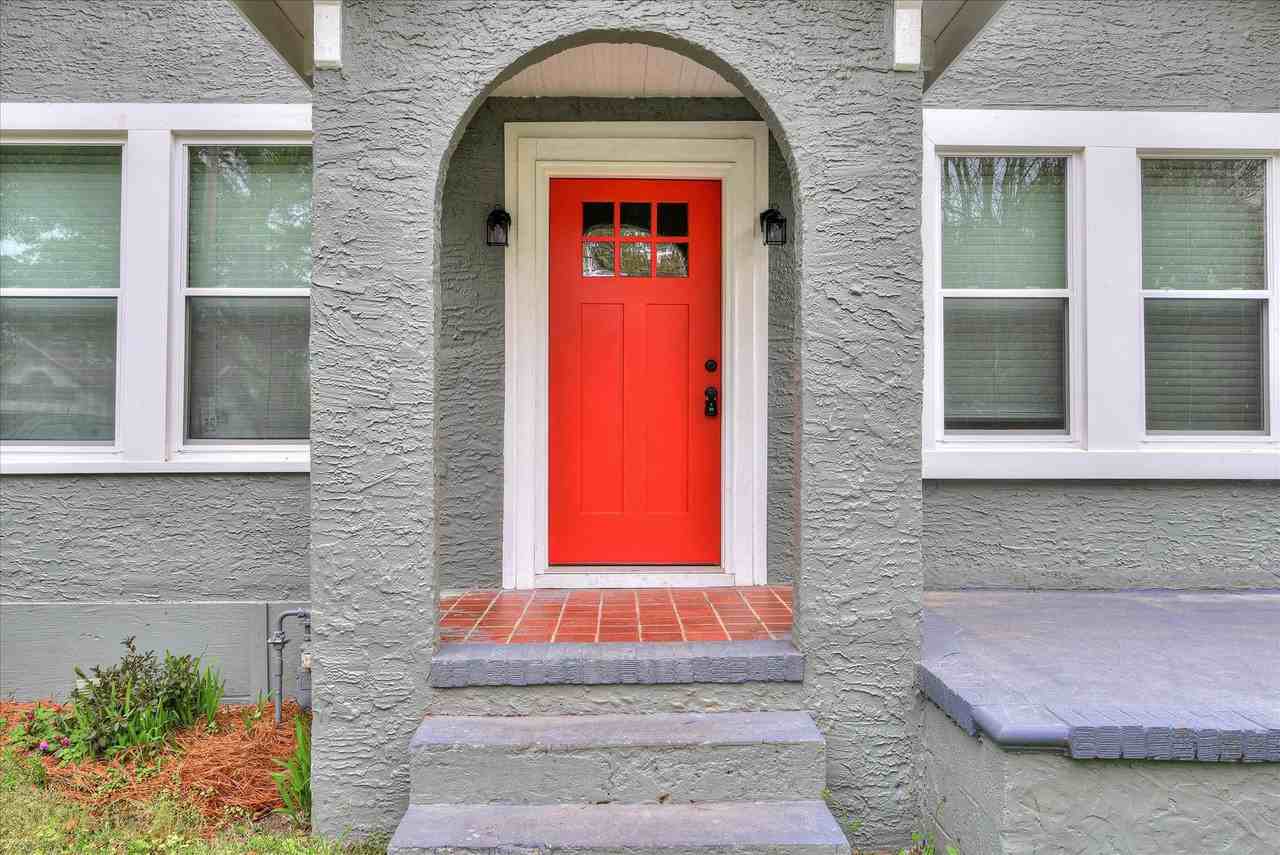 1008 Merry Street - Photo 2 of 19