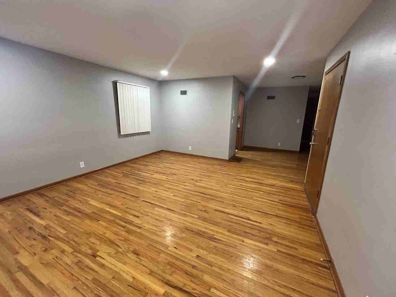 1731 D St #4 - Photo 6 of 18