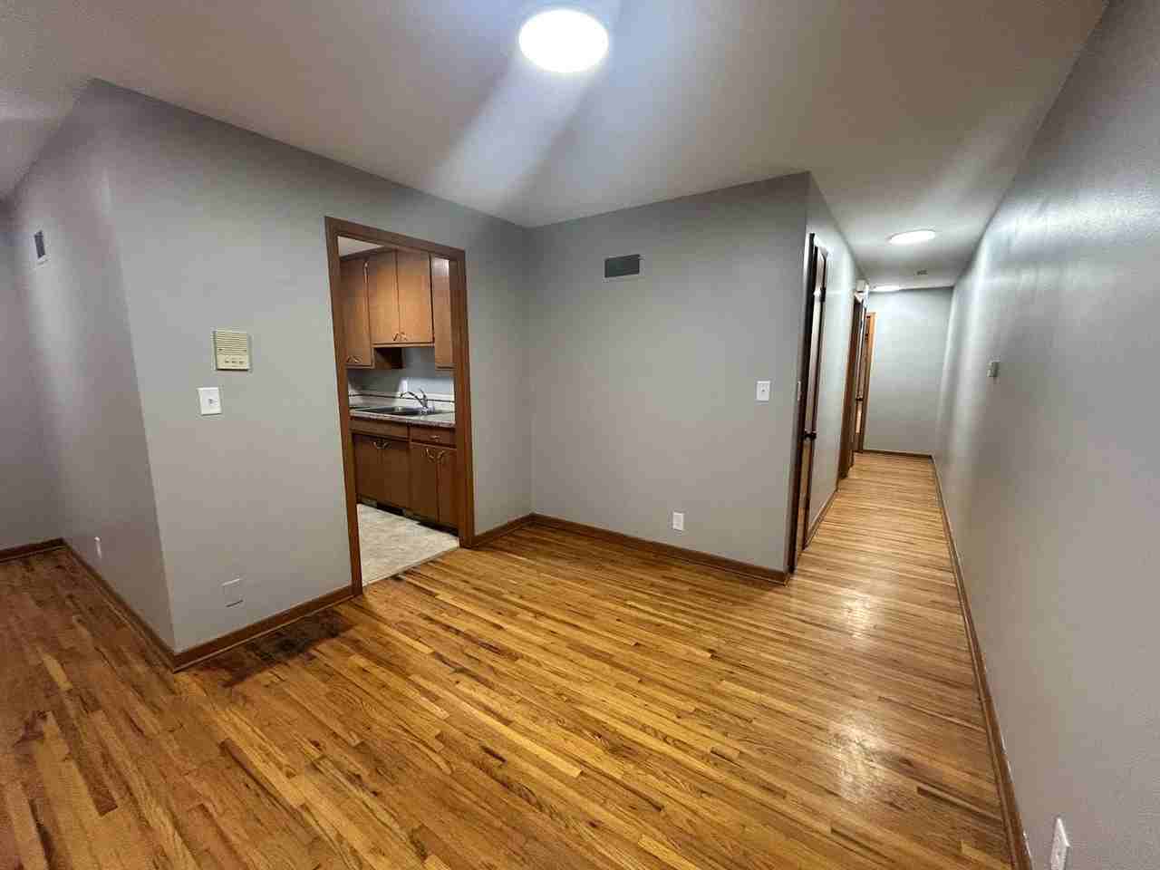 1731 D St #4 - Photo 7 of 18