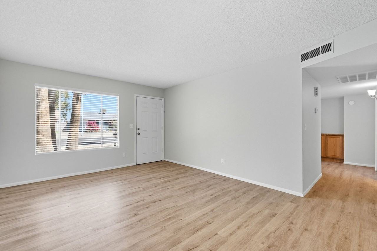 815 Westchester Avenue - Photo 3 of 50