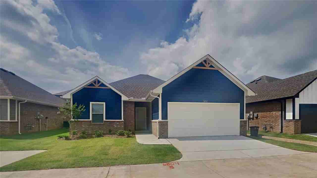 6929 Labelle Dr - Photo 2 of 19