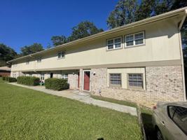 featured image of 237 S Pine St