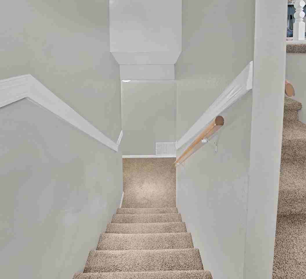 2664 Bahamas Way - Photo 5 of 31