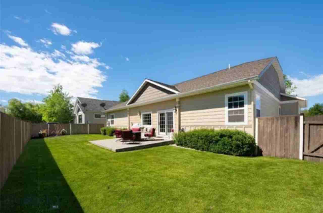 2418 Lasso Ave - Photo 3 of 14