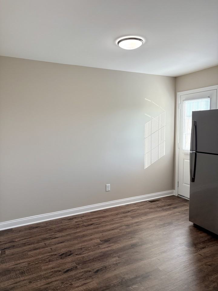 129 Hillridge Ct #C - Photo 4 of 16