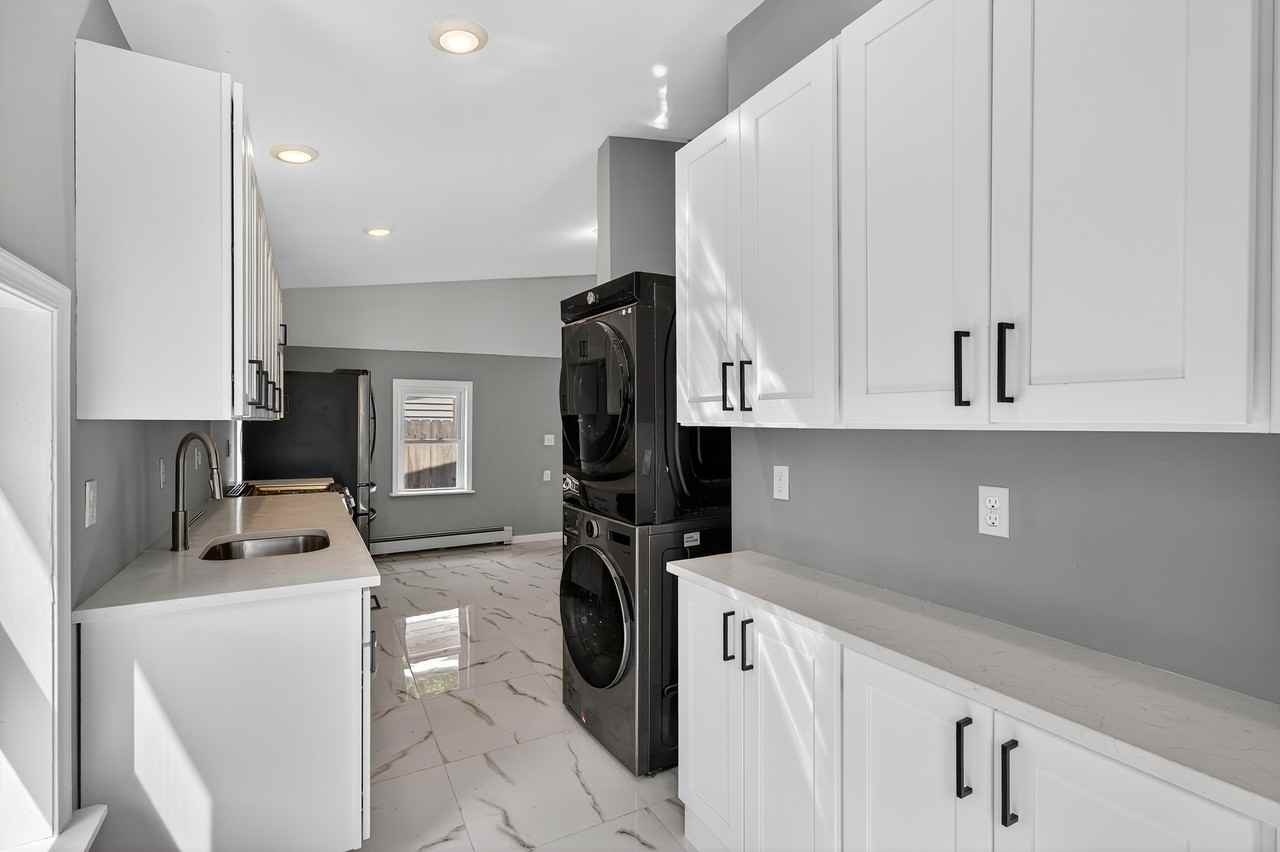 10 Bruce St #NA - Photo 4 of 12