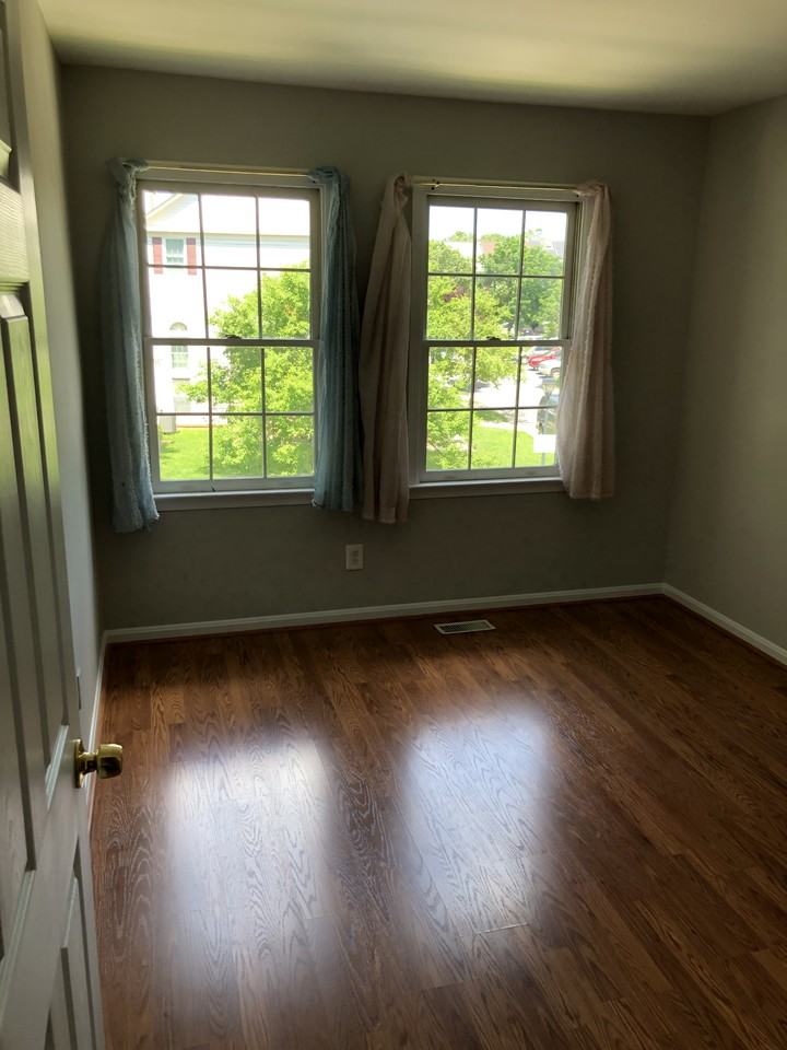 8690 Delcris Dr #2ROOMS - Photo 2 of 22