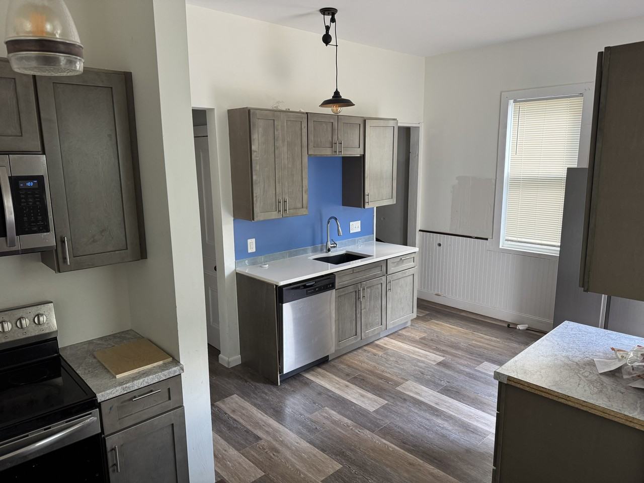 240 West Ave #REAR - Photo 3 of 6