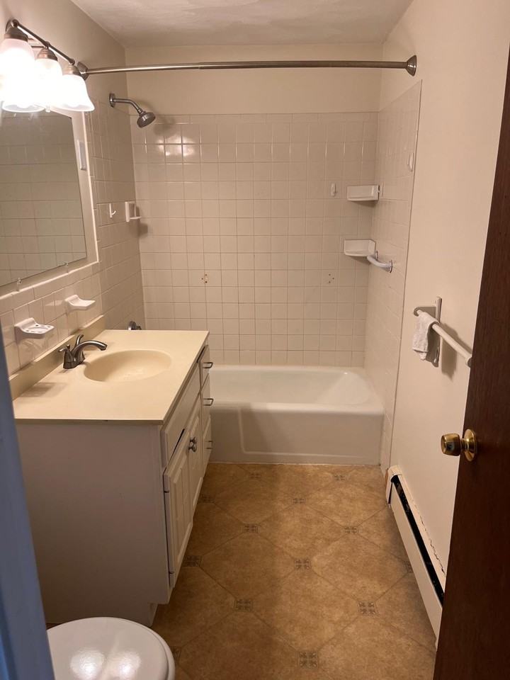 2 Town House Ln #12 - Photo 3 of 10