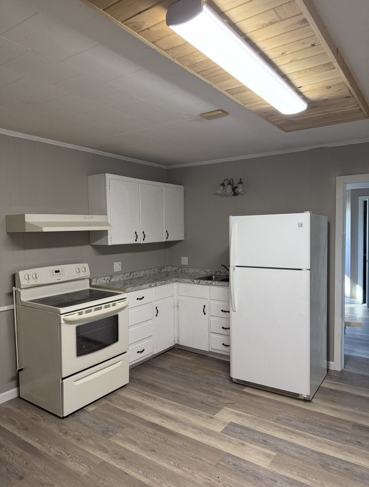 47 Pleasant St #102 - Photo 2 of 10