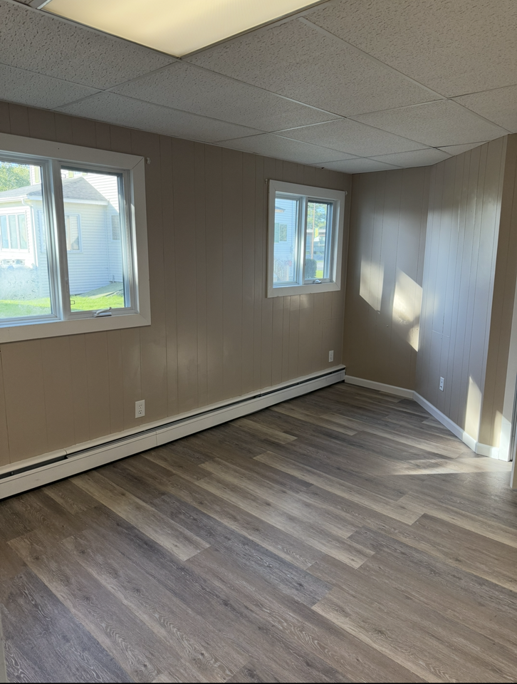 47 Pleasant St #102 - Photo 5 of 10