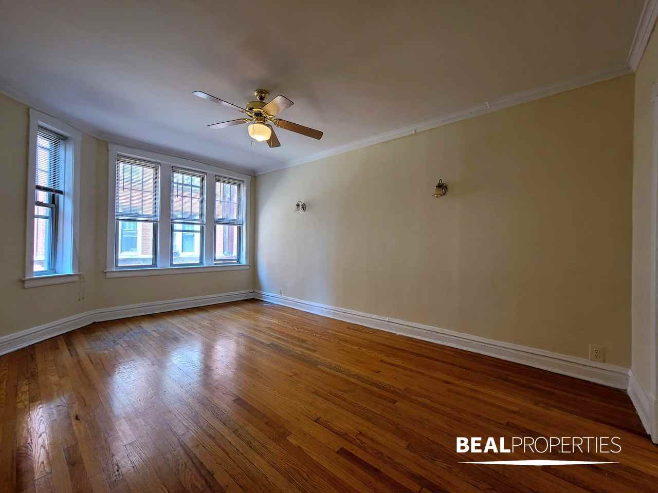 560 W Aldine Ave #N1-1 - Photo 2 of 13