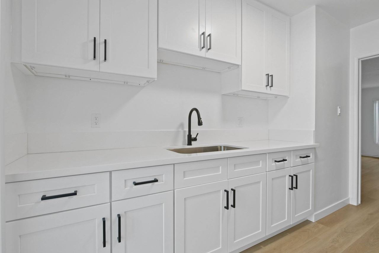 7941 Selma - Photo 5 of 33