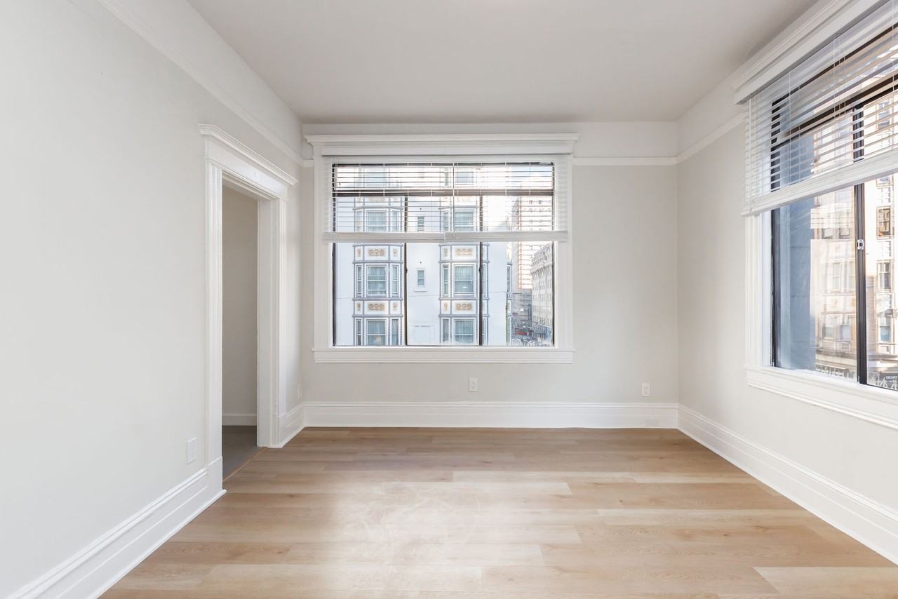 605 Jones - Photo 3 of 50