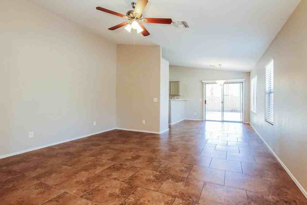 13153 W Fairmont Ave - Photo 3 of 16