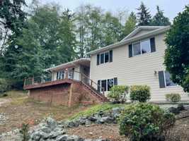 featured image of 333 Marine Dr