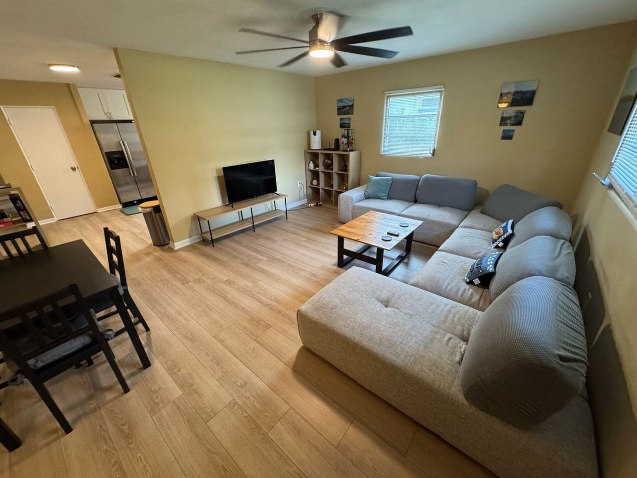 735 E Crawford St - Photo 3 of 12